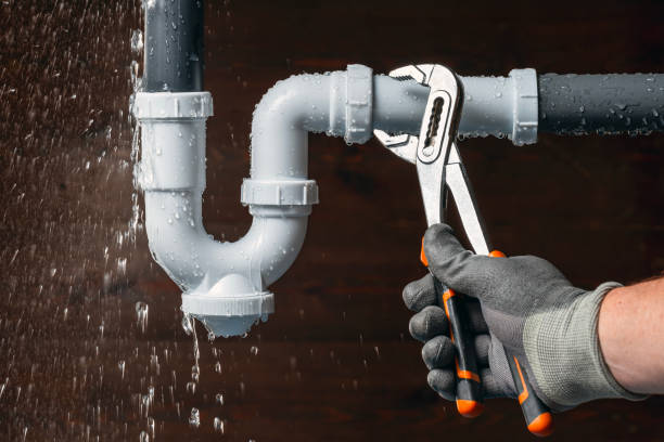 Professional Drain Cleaning technician working in Standish, CA